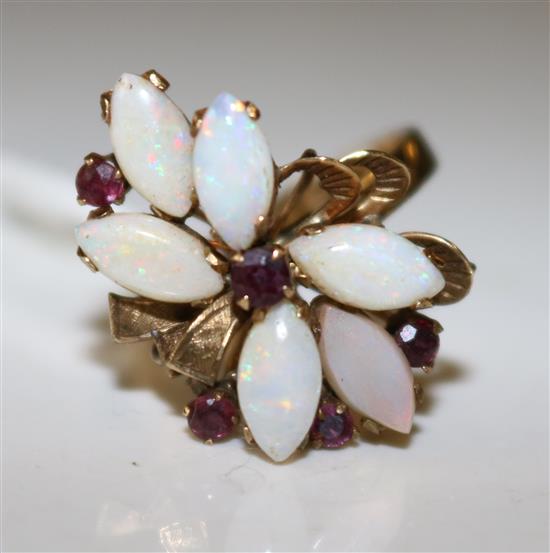 18ct gold white opal cluster ring